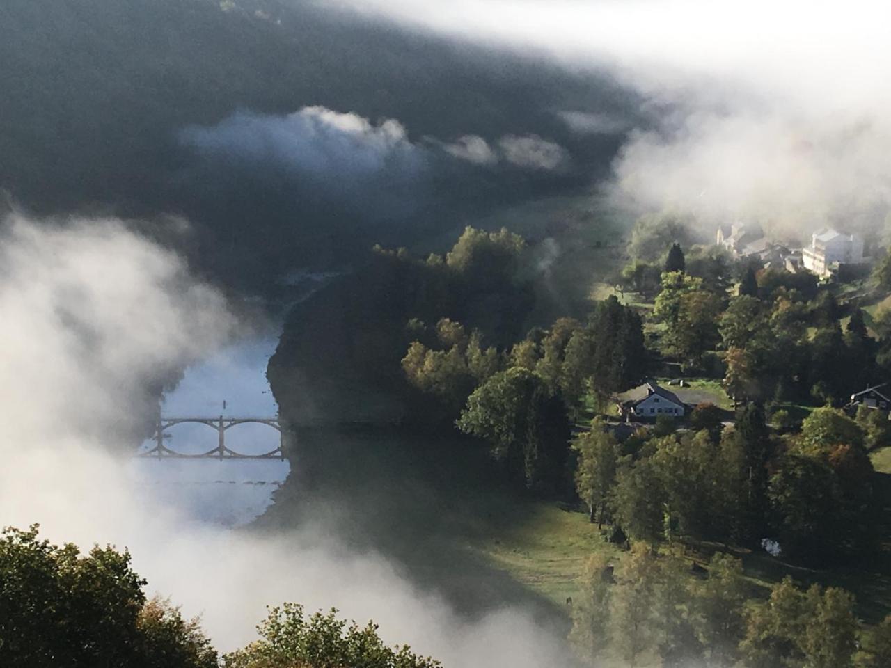 La Petite Passerelle A Mouzaive Врес-сюр-Семуа Экстерьер фото